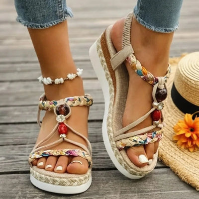 Women's Flat Sandals - Comfortable Beach Flip Flops with Ethnic Embroidery, Non-Slip Sole Casual Summer Sandals for Seaside & Va