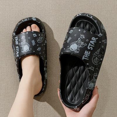 Slippers FOR WOMEN'S Summer Outdoor Wear, New Indoor Home, Bathroom, Shower, Non Slip, Household Slippers for Men Zyt2411