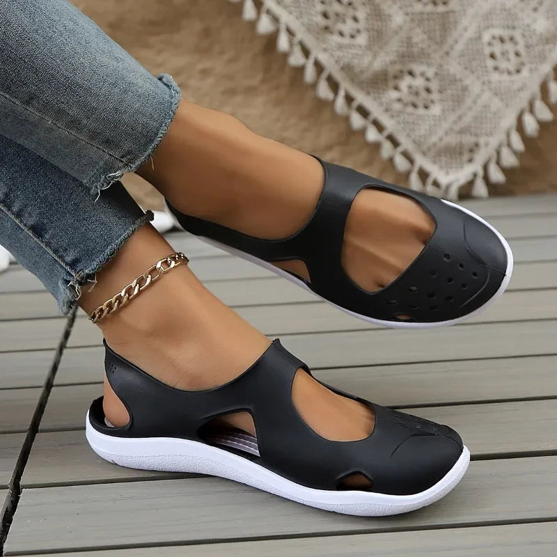 Flat Sandals Ladies 2025 New Casual Fashion Soft Bottom Beach Shoes Plastic Sandal Women Summer Comfortable Espadrilles Hot